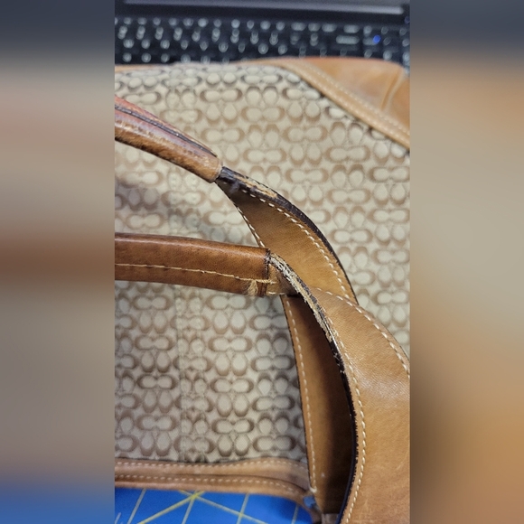 Coach Soho Signature C Tote 7081 Bag Preloved Mfg Early 2000s - Picture 15 of 16